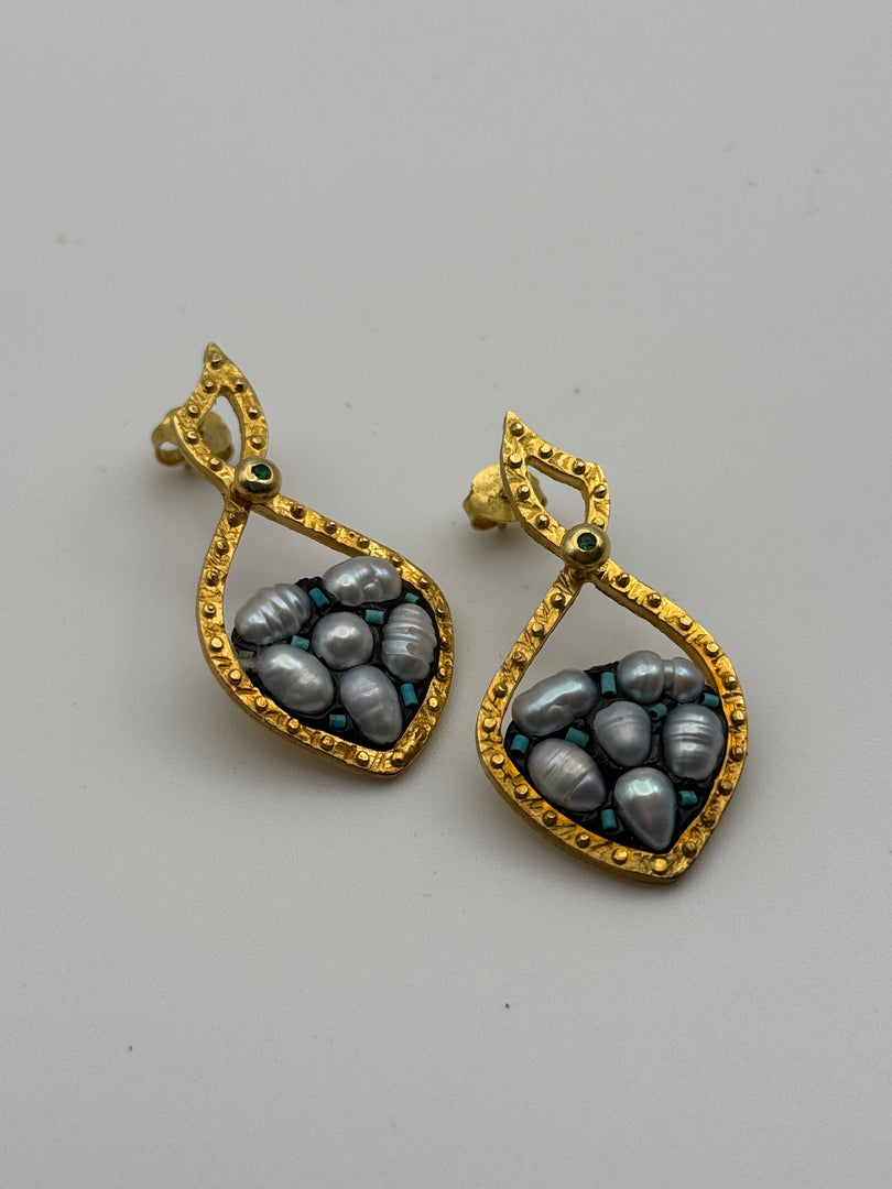 Suit Enhancer Pearl Earrings!